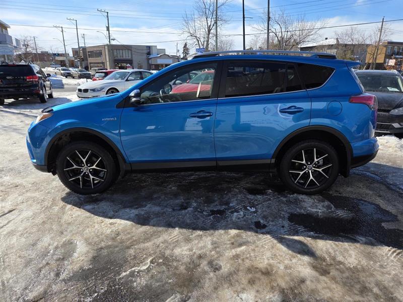 2017 Toyota RAV4 - Image 4