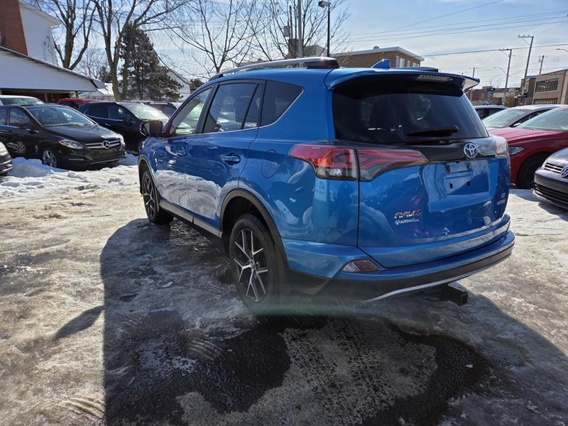 2017 Toyota RAV4 - Image 5