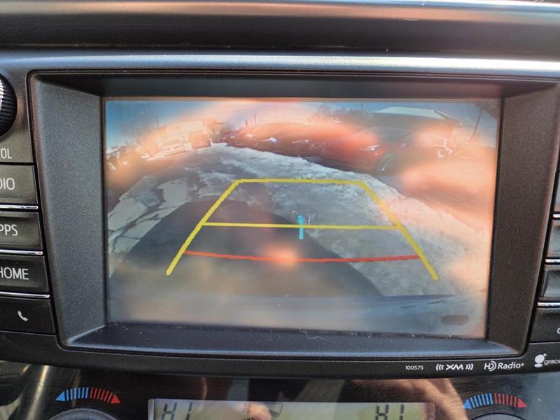 2017 Toyota RAV4 - Image 23