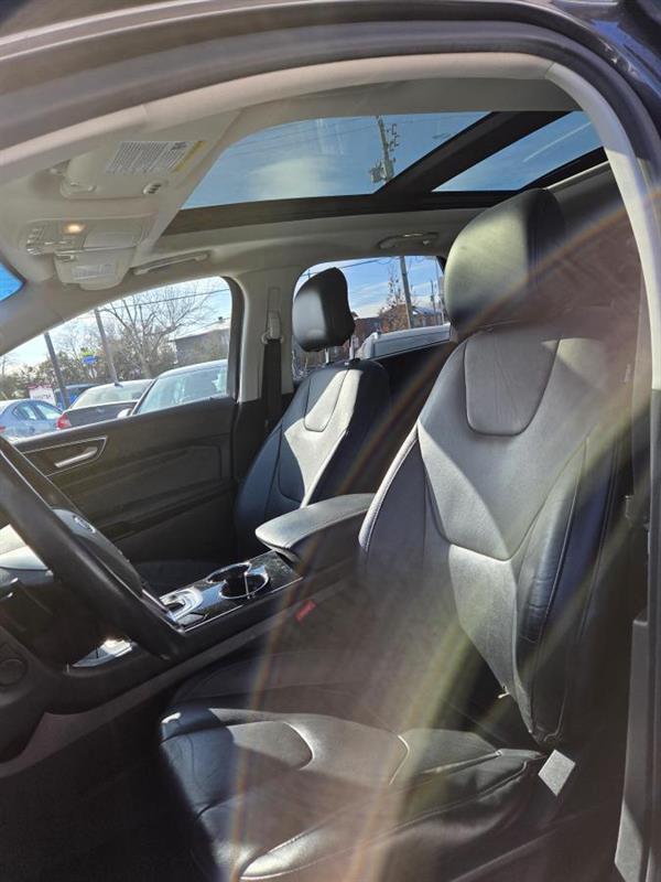 2015 Ford Edge - Image 16