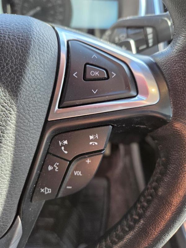 2015 Ford Edge - Image 19