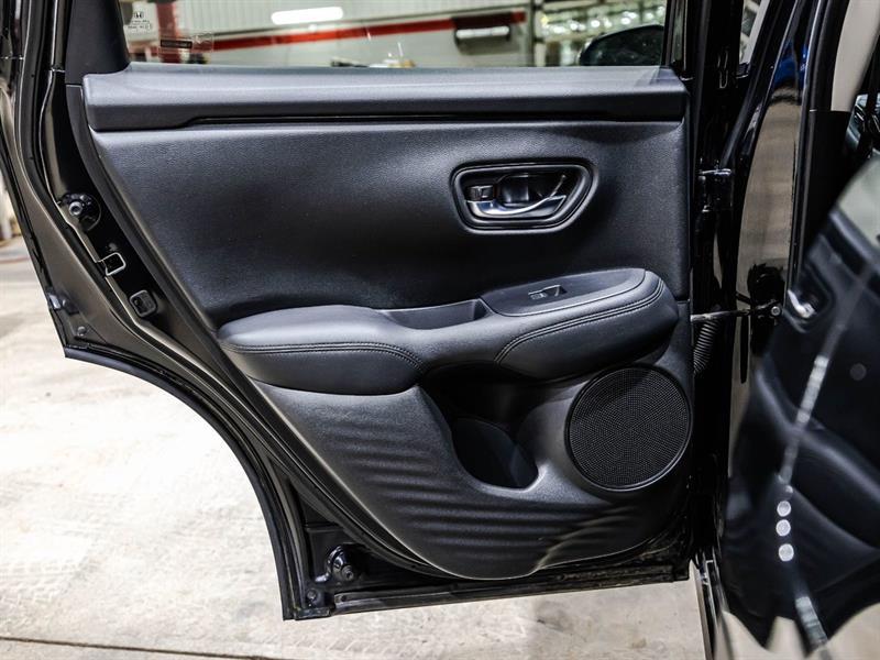 2023 Honda HR-V - Image 12