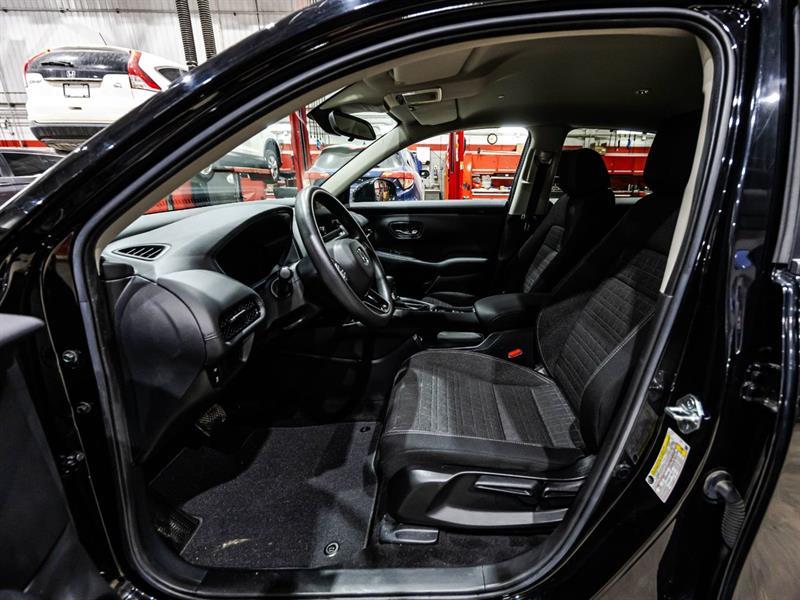 2023 Honda HR-V - Image 18