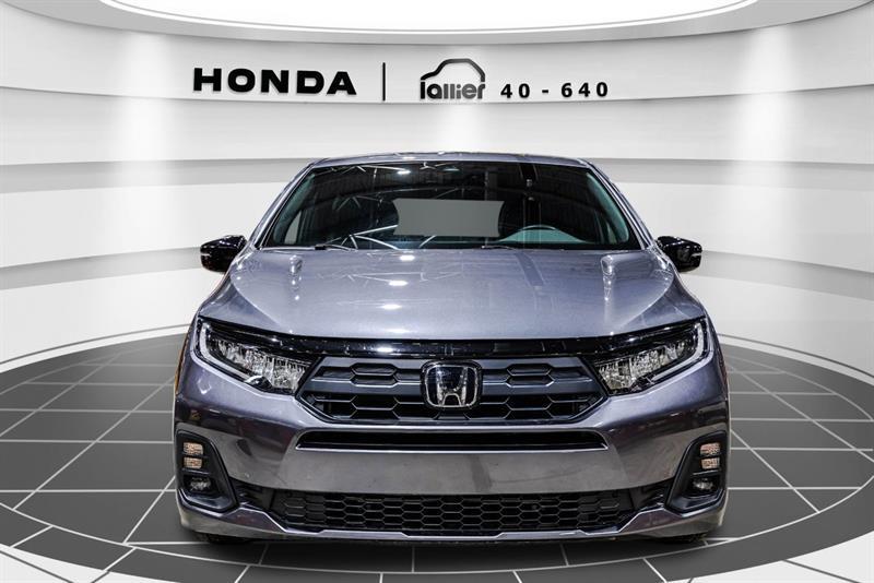 2025 Honda Odyssey - Image 2