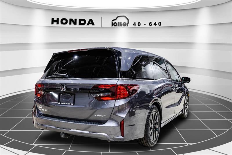 2025 Honda Odyssey - Image 7