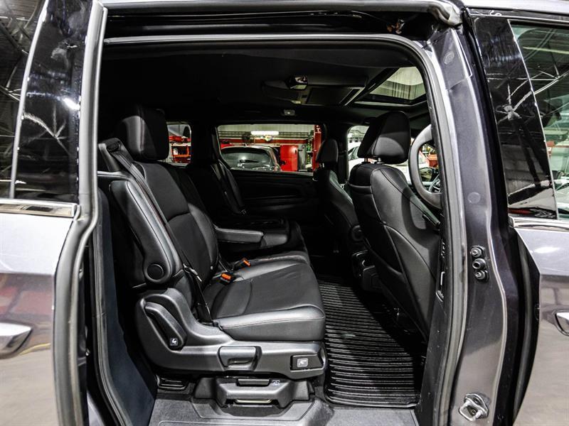 2025 Honda Odyssey - Image 18