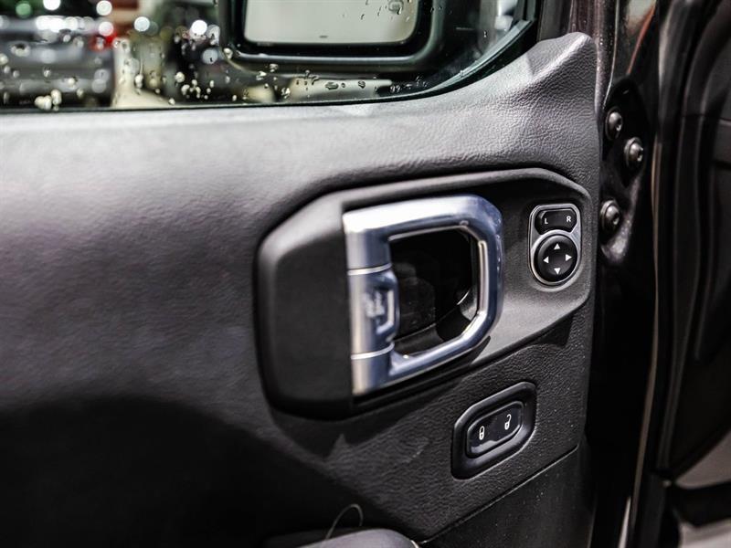 2021 Jeep Wrangler - Image 12