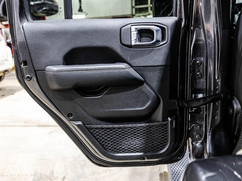 2021 Jeep Wrangler - Image 13