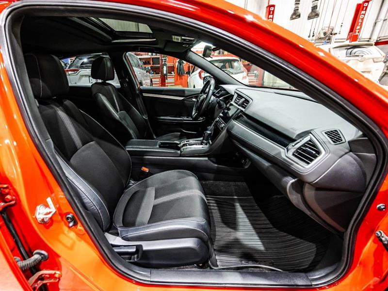 2019 Honda Civic - Image 18