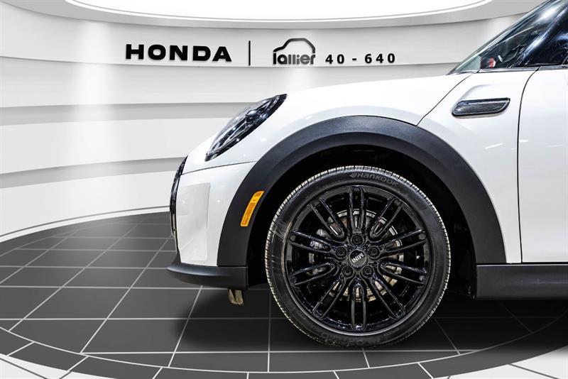 2024 Mini Convertible - Image 10