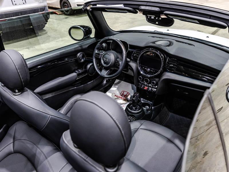 2024 Mini Convertible - Image 15