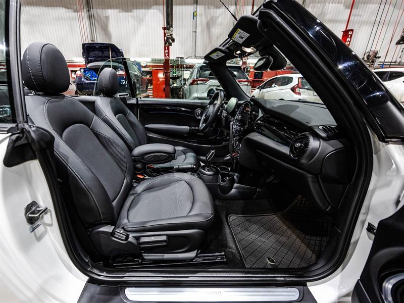 2024 Mini Convertible - Image 17