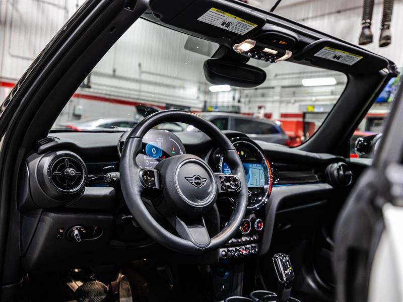 2024 Mini Convertible - Image 20