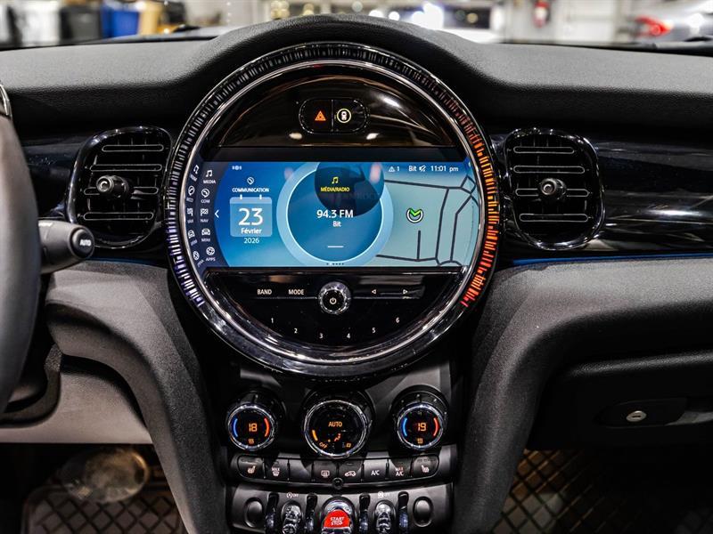 2024 Mini Convertible - Image 24