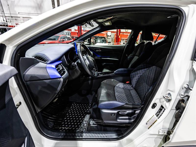 2021 Toyota C-HR - Image 18