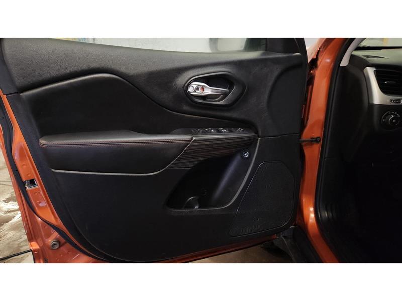 jeep Cherokee 2015 - 8
