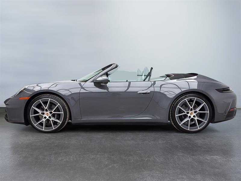 porsche 911 2025 - 2