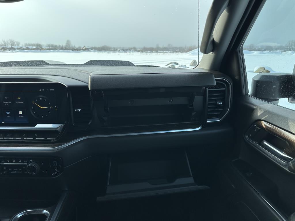 chevrolet Silverado 1500 2022 - 12