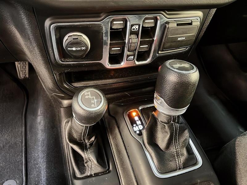 jeep Wrangler 2024 - 13