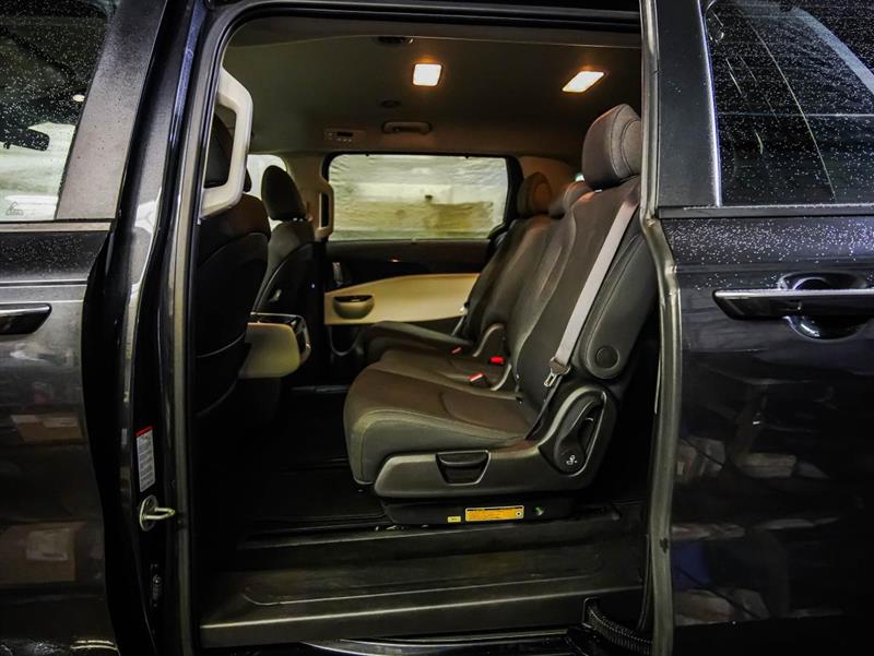 kia Carnival 2023 - 14
