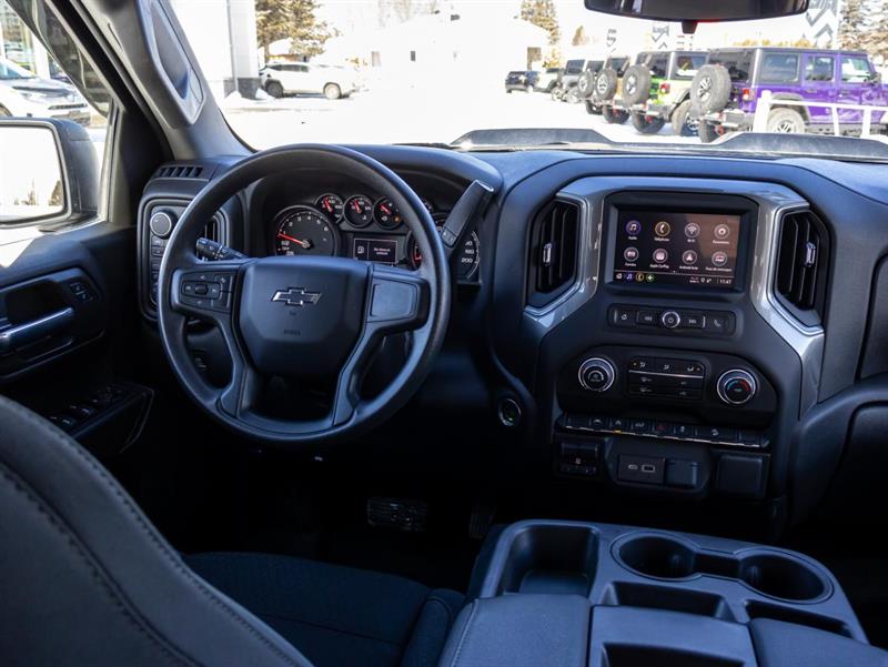 chevrolet Silverado 2023 - 17