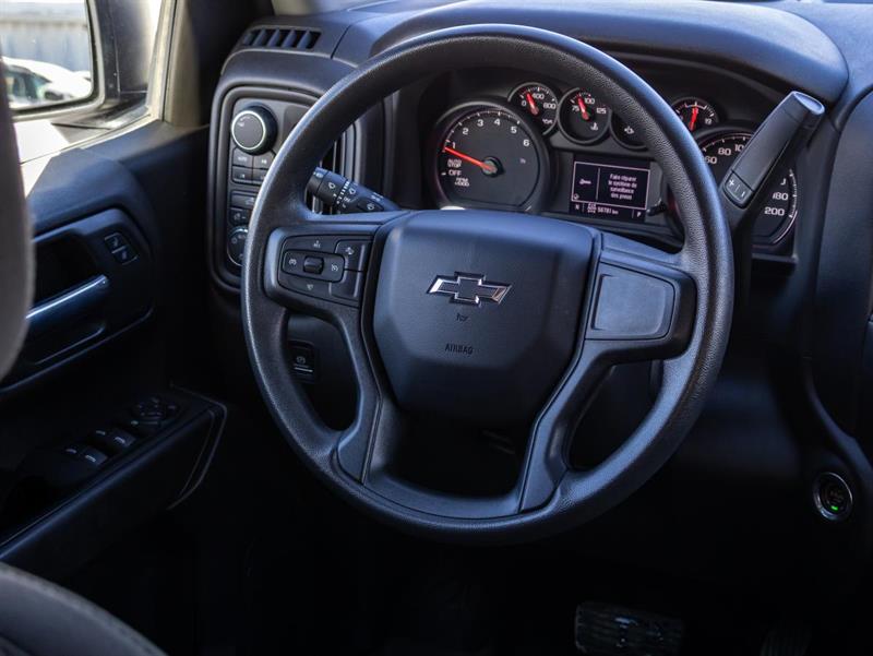 chevrolet Silverado 2023 - 18