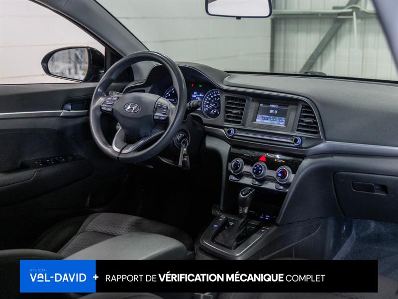 hyundai Elantra 2019 - 17