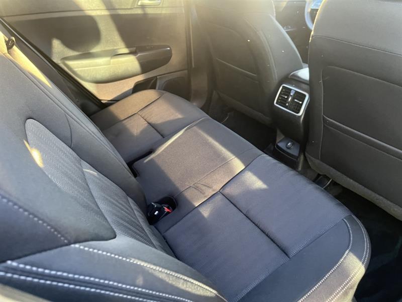 kia Sportage 2022 - 32