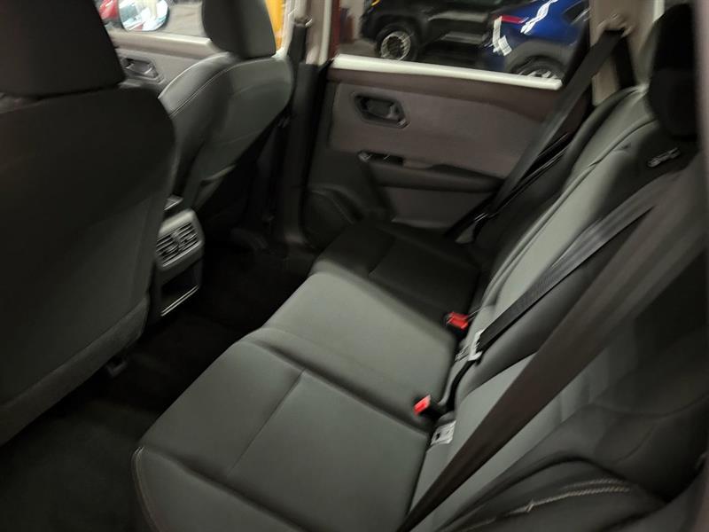 nissan Rogue 2023 - 26