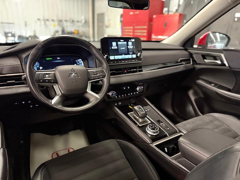 mitsubishi Outlander Plug-In Hybrid 2024 - 16