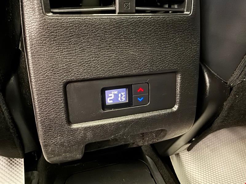 mitsubishi Outlander Plug-In Hybrid 2024 - 40
