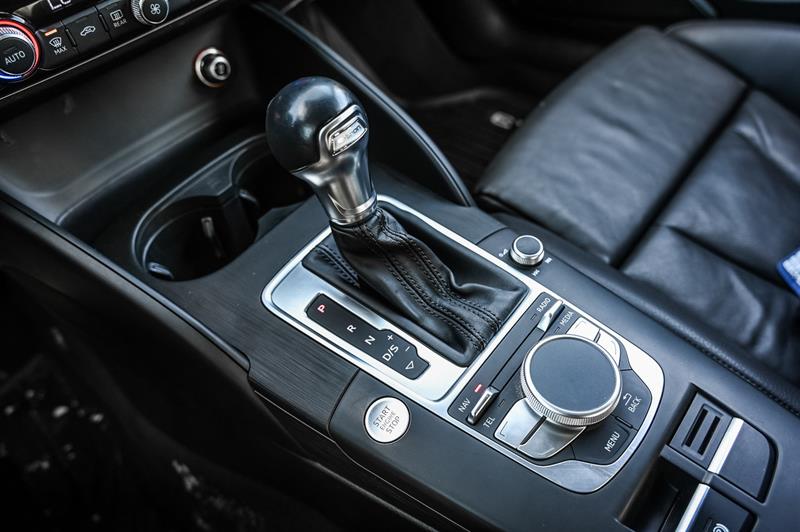 audi A3 e-tron 2016 - 17