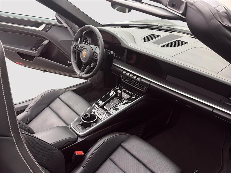 porsche 911 2025 - 29
