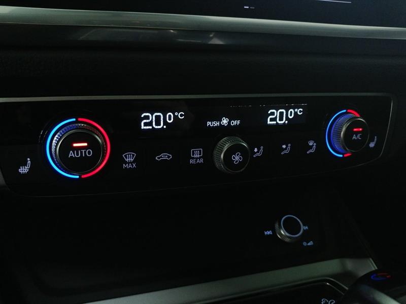 audi Q3 2019 - 15