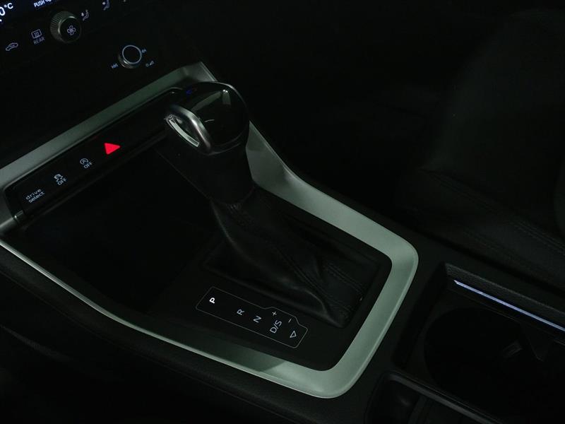 audi Q3 2019 - 16