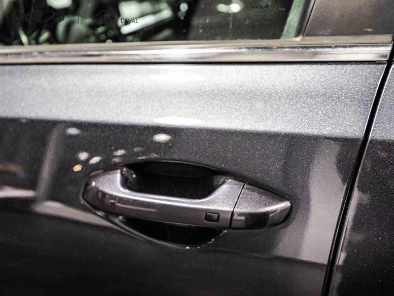 2023 Kia Forte - Image 11