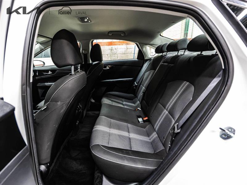 2024 Kia Forte - Image 13