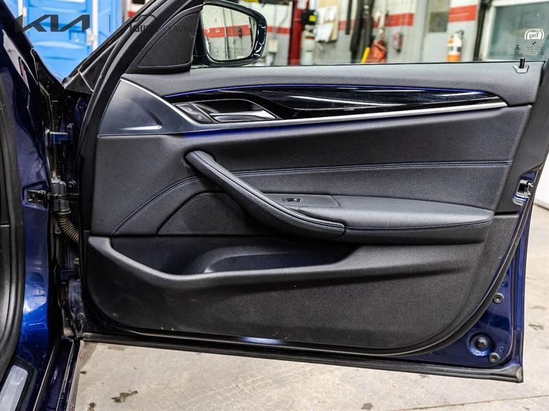 2019 Bmw 5 Series - Image 19