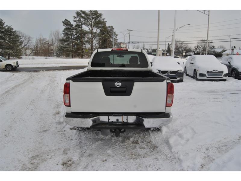 2015 Nissan Frontier - Image 4