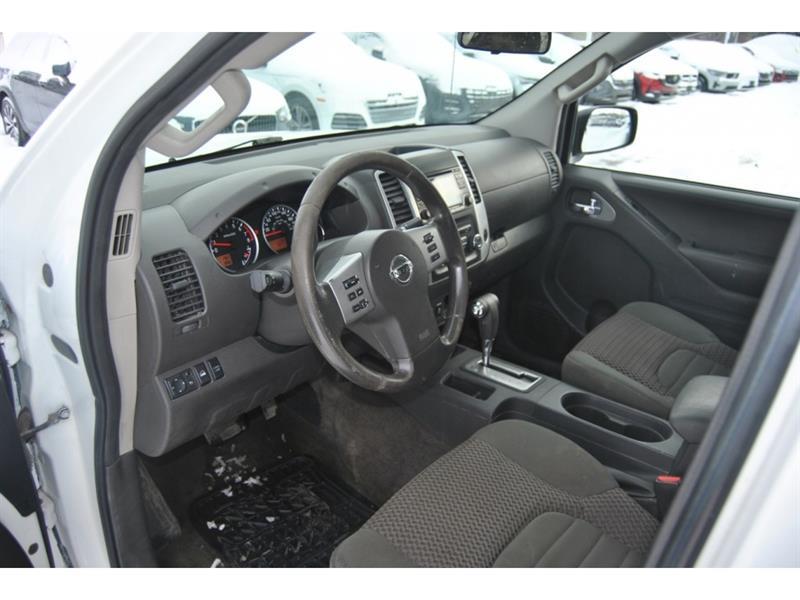 2015 Nissan Frontier - Image 11