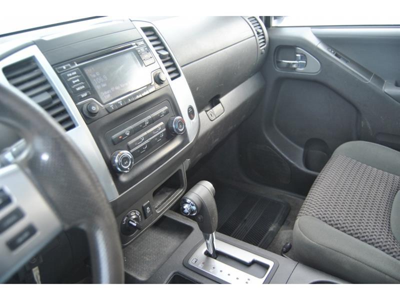 2015 Nissan Frontier - Image 14