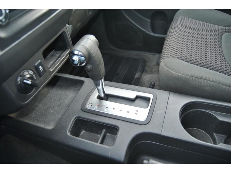 2015 Nissan Frontier - Image 18