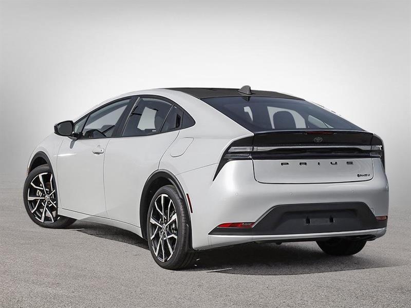 2026 Toyota Prius - Image 4