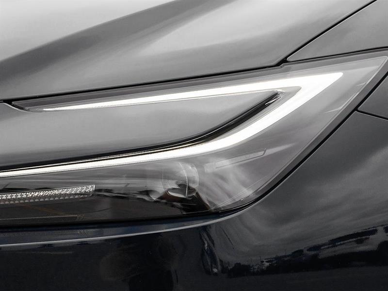 2026 Toyota Prius - Image 8