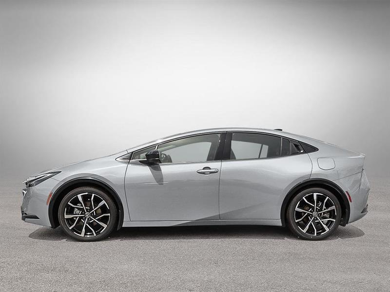 2026 Toyota Prius - Image 3