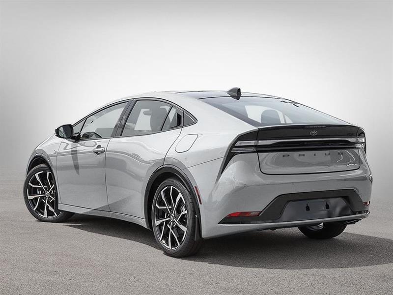 2026 Toyota Prius - Image 4