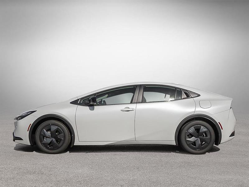 2026 Toyota Prius - Image 3