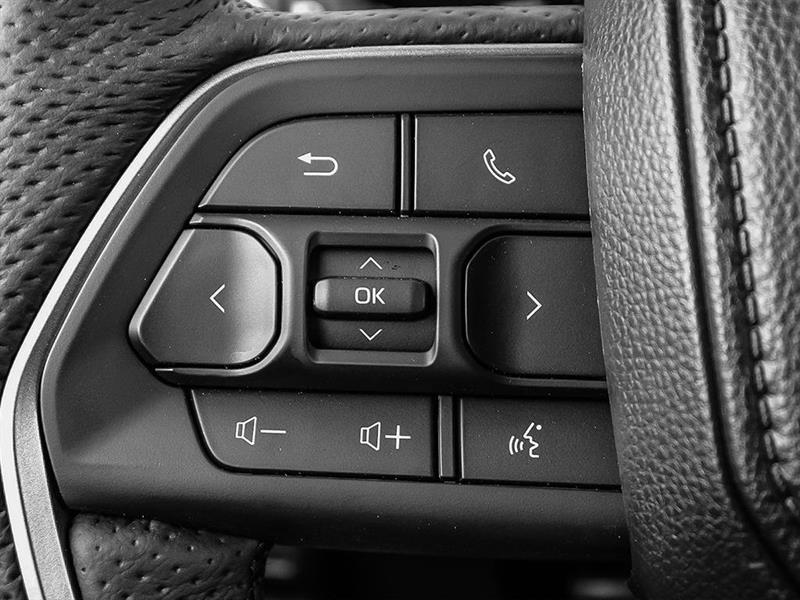 2025 Toyota Tacoma - Image 12