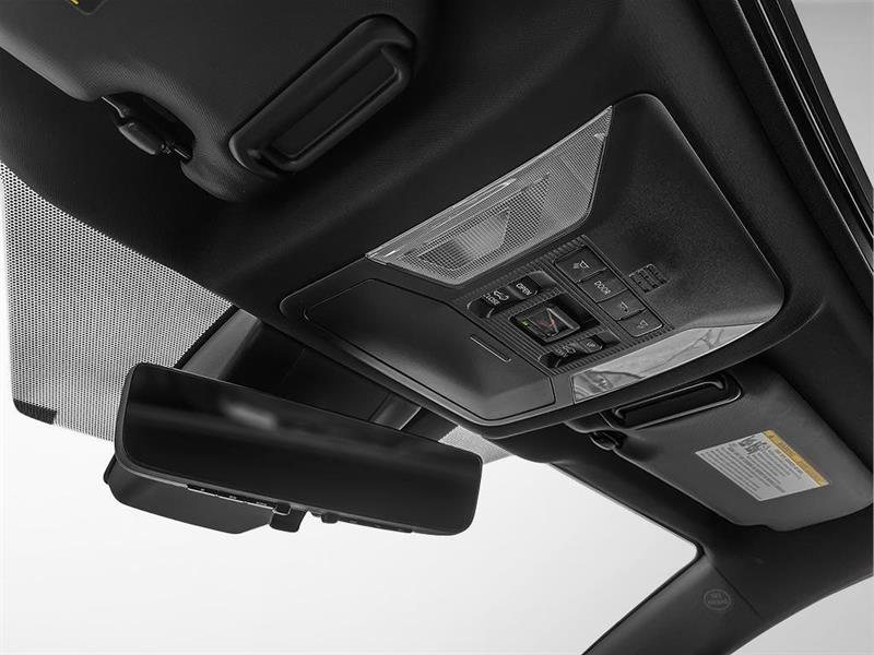 2025 Toyota RAV4 - Image 15