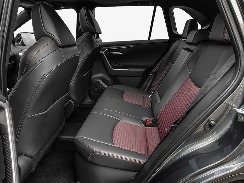 2025 Toyota RAV4 - Image 17